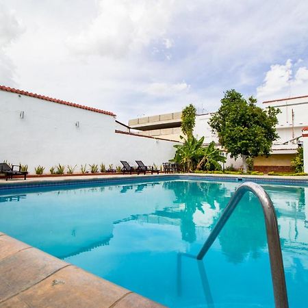 Hotel Colon Merida Ngoại thất bức ảnh