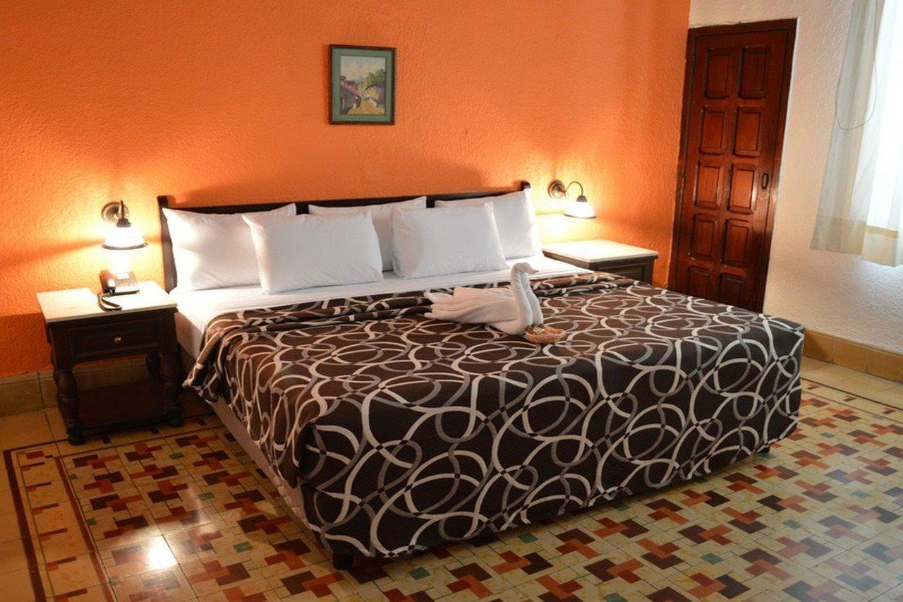 Hotel Colon Merida Ngoại thất bức ảnh