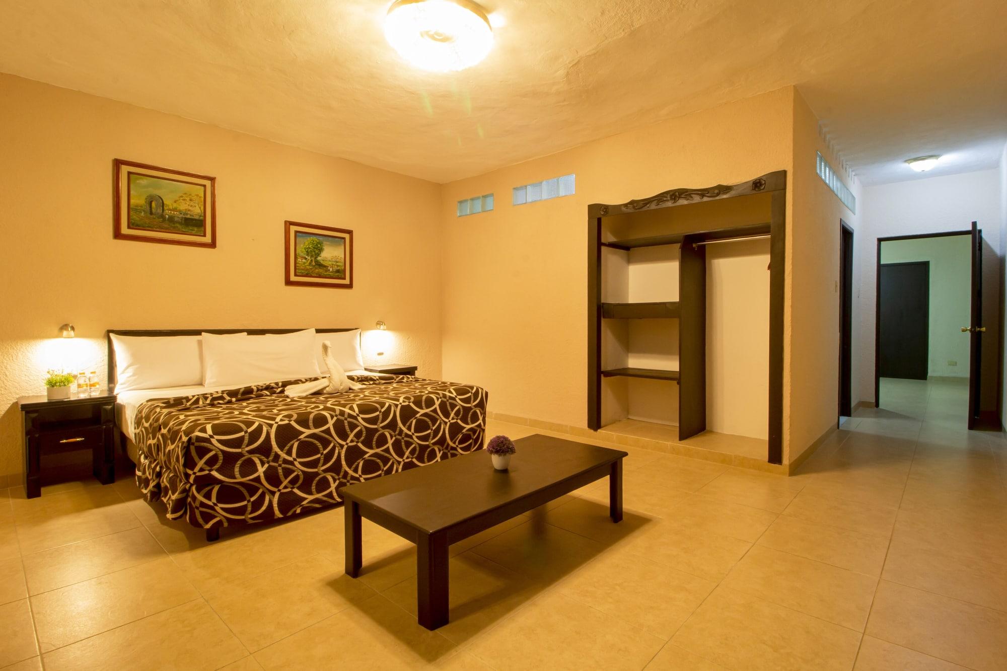 Hotel Colon Merida Ngoại thất bức ảnh