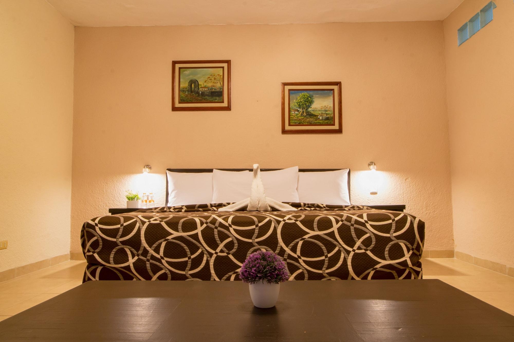 Hotel Colon Merida Ngoại thất bức ảnh