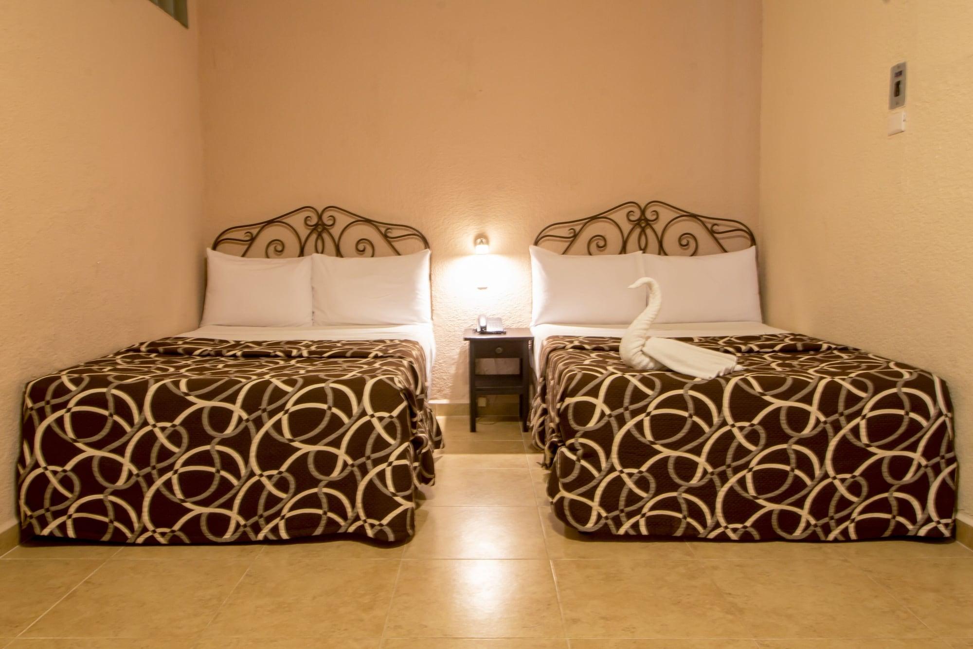 Hotel Colon Merida Ngoại thất bức ảnh
