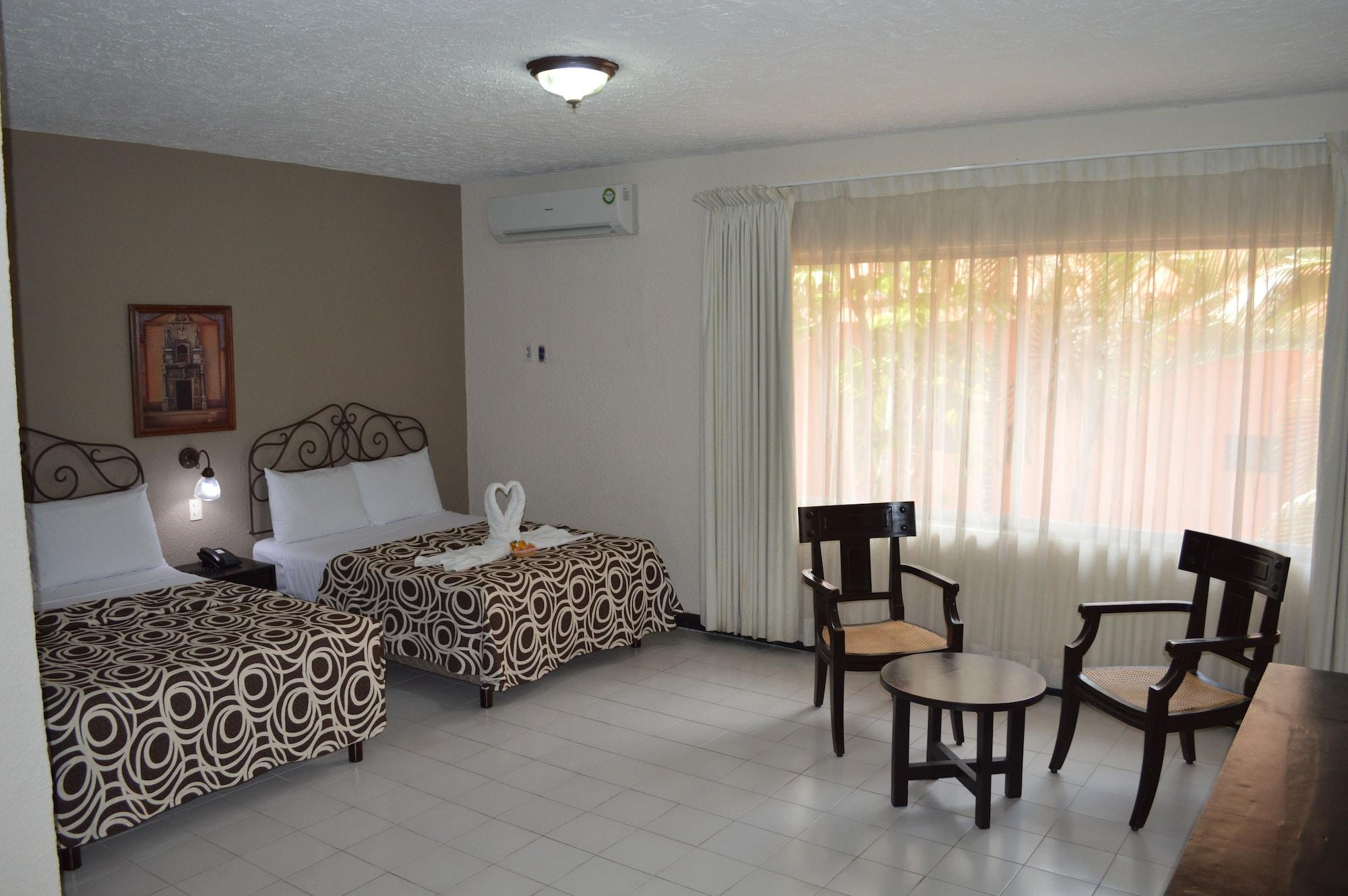 Hotel Colon Merida Ngoại thất bức ảnh