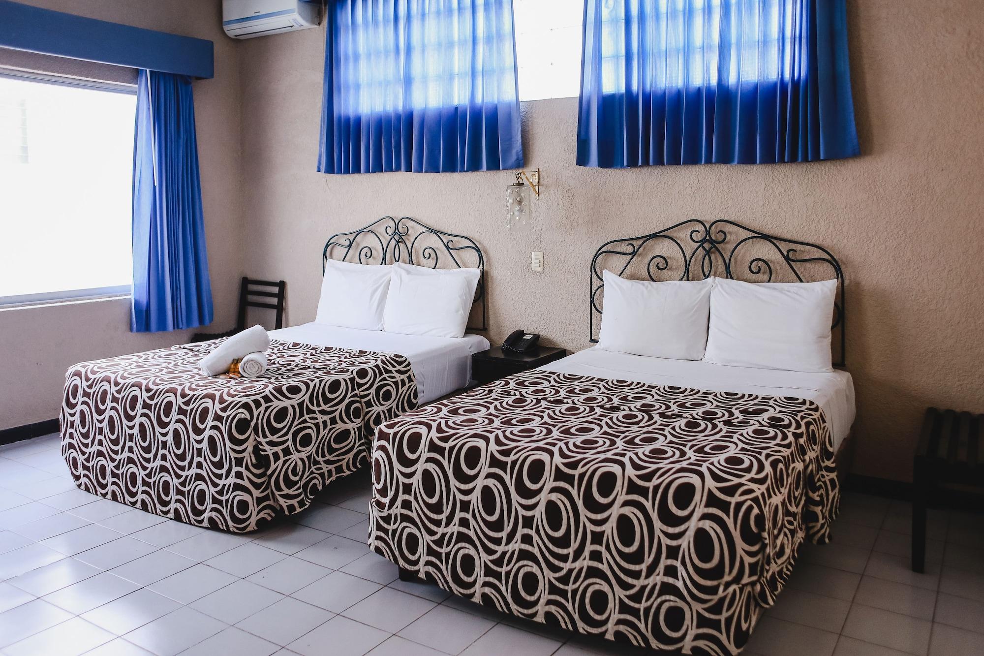 Hotel Colon Merida Ngoại thất bức ảnh