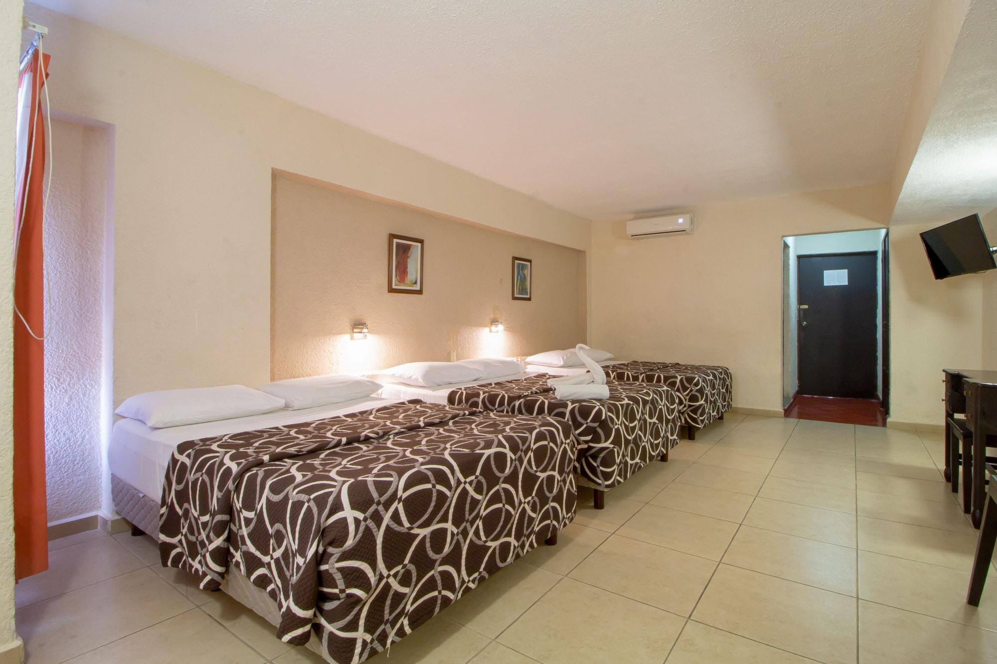 Hotel Colon Merida Ngoại thất bức ảnh