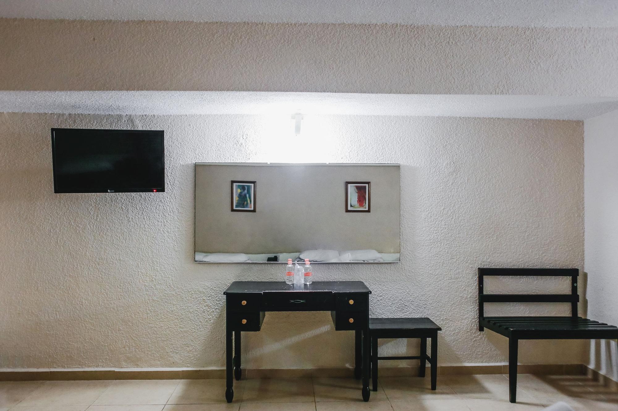 Hotel Colon Merida Ngoại thất bức ảnh