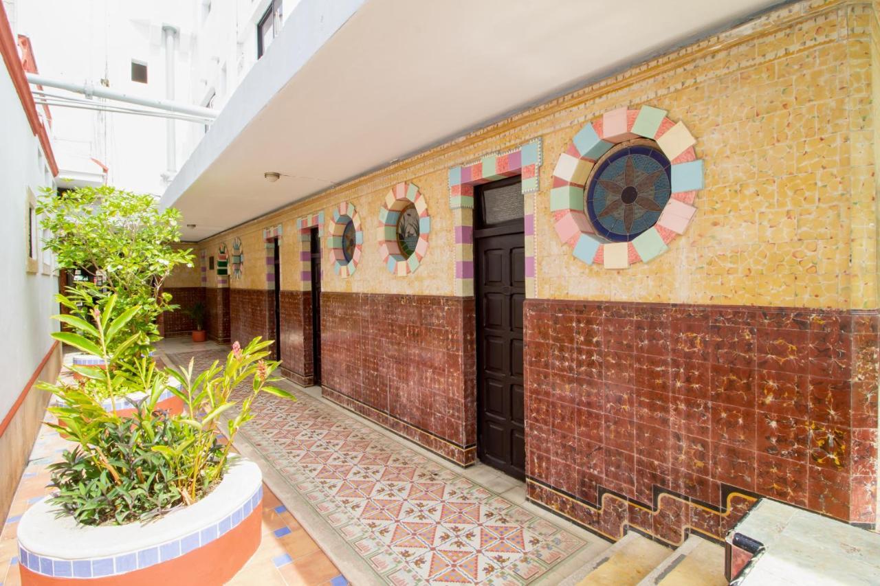 Hotel Colon Merida Ngoại thất bức ảnh